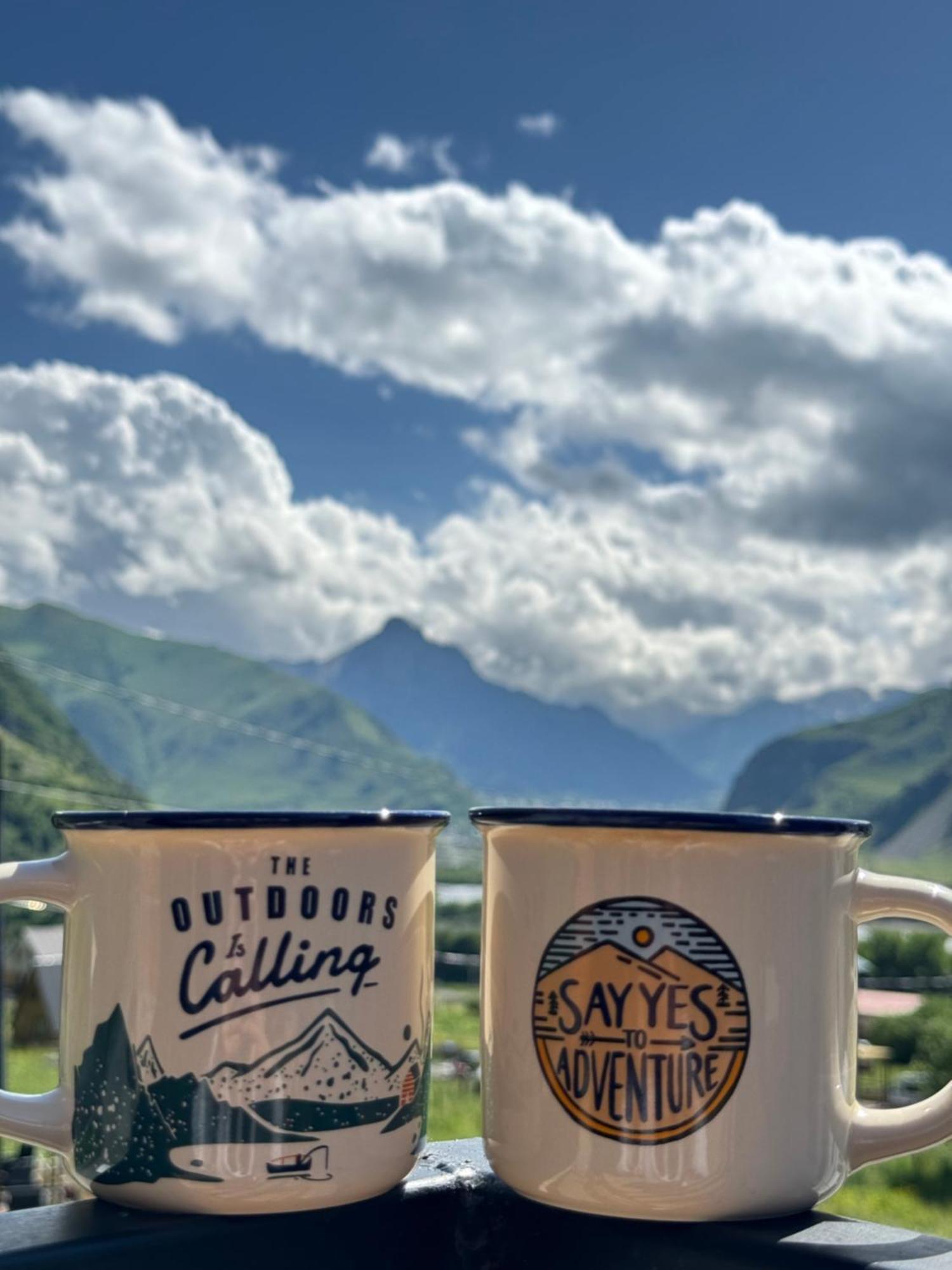 Outdoor Cottages Kazbegi Exterior photo